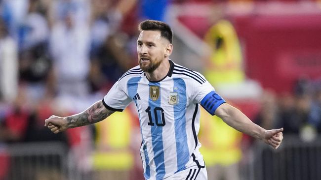 Lionel Messi pusing berat memikirkan timnas Argentina yang tengah dihantam badai cedera jelang Piala Dunia 2022 di Qatar.