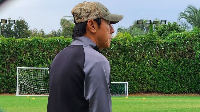 Shin Tae Yong marah besar kepada kapten Timnas Indonesia U-20 Barnabas Sobor yang dilanjut ke seluruh pemain saat jeda pertandingan melawan Moldova U-20.