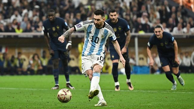 Argentina unggul 2-0 atas Prancis hingga akhir babak pertama final Piala Dunia 2022 di Stadion Lusail, Qatar, Minggu (18/12).