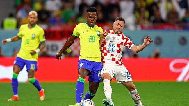 Kroasia bermain imbang tanpa gol melawan Brasil di babak pertama dalam laga perempat final Piala Dunia di Education City Stadium.