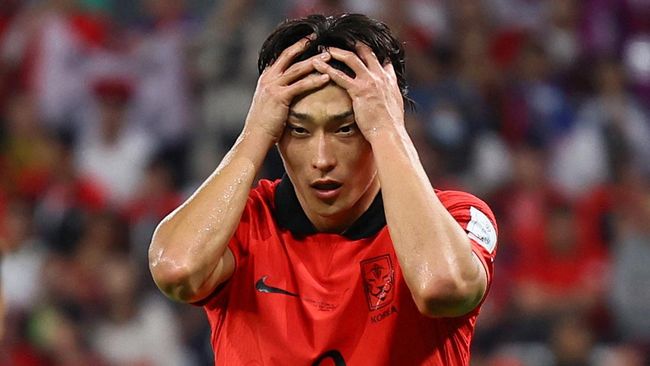 Cho Gue Sung merupakan salah satu muka baru di timnas Korea Selatan yang mendadak menjadi bintang pada Piala Dunia 2022 yang diminta tutup mulut oleh Ronaldo.