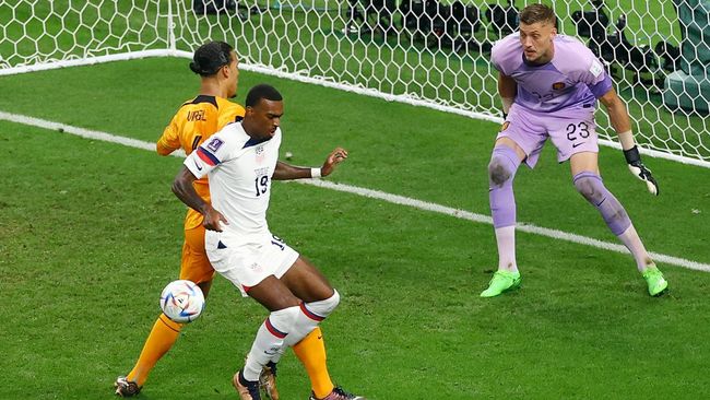 Kapten timnas Belanda Virgil van Dijk mengaku bingung bagaimana pemain Amerika Serikat Haji Wright bisa mencetak gol ajaib di babak 16 besar Piala Dunia 2022.