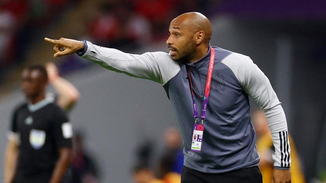 Thierry Henry dilaporkan menjadi kandidat pengganti Roberto Martinez di kursi pelatih Belgia usai hasil buruk di Piala Dunia 2022.