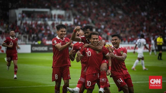 Dua laga Piala AFF 2022 akan disiarkan langsung hari ini, Senin 26 Desember. Berikut jadwal siaran langsung Brunei vs Indonesia dan Thailand vs Filipina.