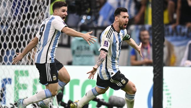 Virgil van Dijk akan duel dengan Lionel Messi dalam laga 8 besar Piala Dunia 2022 antara Argentina vs Belanda.