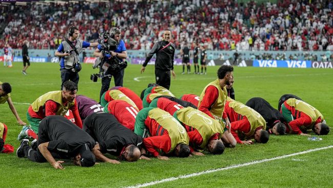 Pelatih Maroko Walid Regragui menegaskan tekadnya mengantar timnya juara Piala Dunia 2022 demi negara-negara Afrika dan Arab.