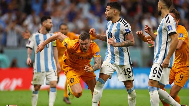 Penyerang Belanda Wout Weghorst mengaku kapten Argentina Lionel Messi menghinanya usai laga perempat final Piala Dunia 2022.