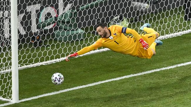 Kiper Prancis Hugo Lloris mengungkapkan pesan menyentuh jelang Les Blues menghadapi Argentina di final Piala Dunia 2022.