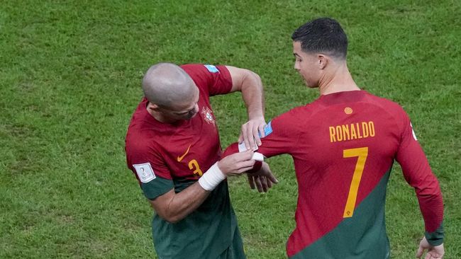 Cristiano Ronaldo buka suara soal rumor perpecahan timnas Portugal jelang lawan Maroko di babak delapan besar Piala Dunia 2022.