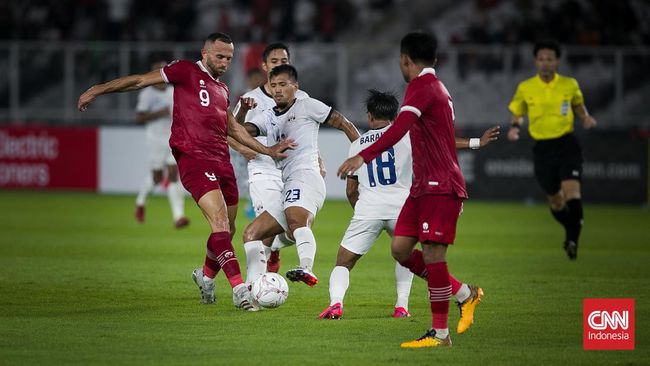 Jelang Brunei vs Indonesia di Piala AFF 2022, Shin Tae Yong mengeluarkan pembelaan untuk Ilija Spasojevic dan striker Timnas Indonesia yang mendapatkan kritik.