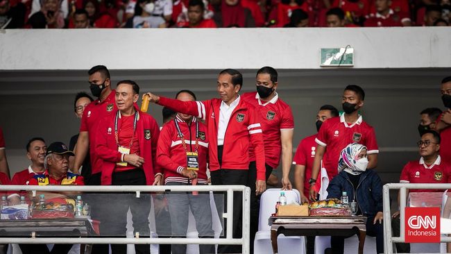 Presiden Joko Widodo (Jokowi) tetap memuji penampilan Timnas Indonesia meski ditahan imbang Thailand pada lanjutan Piala AFF 2022.