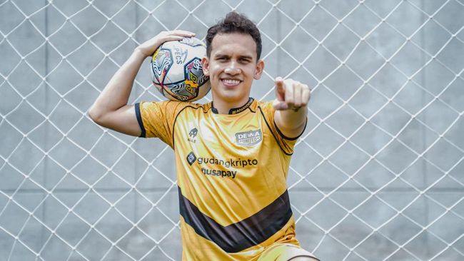 Pindah ke Dewa United, Egy Maulana Vikri akan menjalani pengalaman baru di karier sepak bola dengan bermain di kompetisi Indonesia.