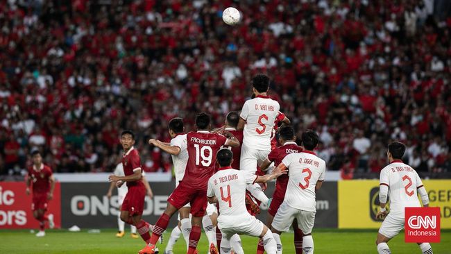 Bek Timnas Indonesia Jordi Amat menilai performa Vietnam tidak begitu mengancam Skuad Garuda dalam leg pertama semifinal Piala AFF 2022.