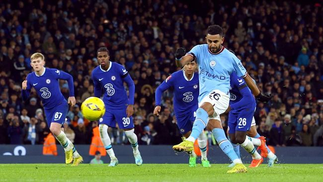 Manchester City menyingkirkan Chelsea dari Piala FA dengan kemenangan telak 4-0 pada babak ketiga di Stadion Etihad, Minggu (8/1).