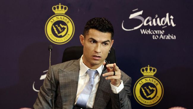Cristiano Ronaldo menyatakan bergabung ke Al Nassr merupakan sebuah keputusan di antara banyaknya pilihan dan tawaran yang tersaji di hadapan dirinya.