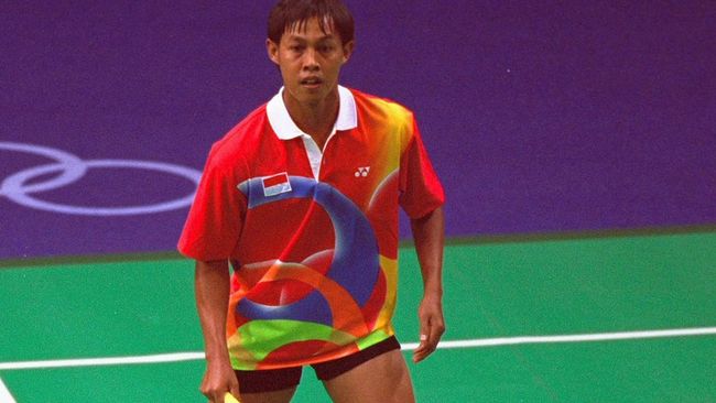 Bambang Supriyanto, pemain bulutangkis yang bisa masuk tujuh besar di tiga nomor berbeda yaitu tunggal, ganda, dan ganda campuran berbagi kisahnya.