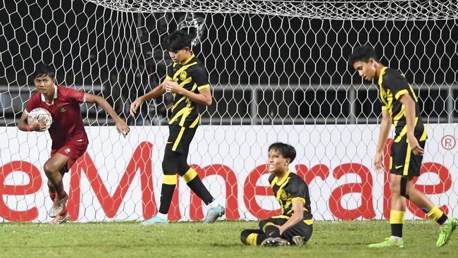 Pemain termuda Timnas Indonesia U-20 Arkhan Kaka yang baru pertama kali dipanggil Shin Tae Yong mengaku berusaha beradaptasi dengan program yang ganas.