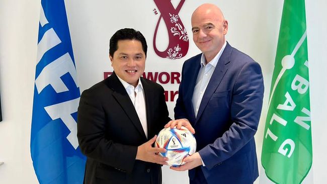 Presiden FIFA Gianni Infantino menantikan bekerja sama dengan Erick Thohir yang baru terpilih sebagai Ketua Umum PSSI dalam KLB 2023 di Jakarta, Kamis (16/2).