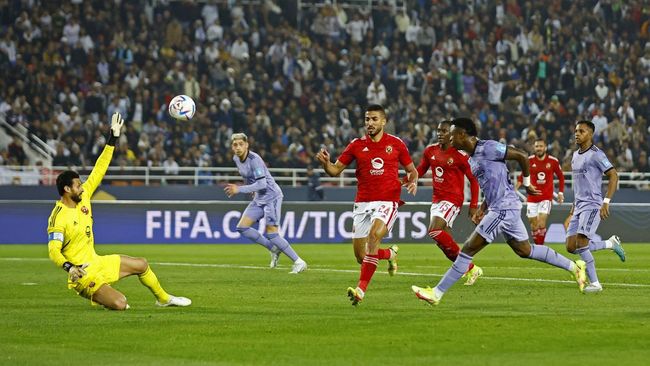 Real Madrid berhasil melaju ke final Piala Dunia Antarklub 2022 setelah mengalahkan Al Ahly dengan skor 4-1 di Rabat, Kamis (9/2) dini hari WIB.