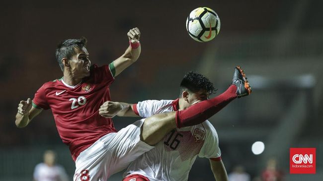 Rezaldi Hehanussa melakoni debut menawan karena memberikan assist saat Persib Bandung menang 3-1 atas PSIS Semarang.
