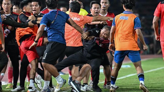 PSSI sedang mempelajari sanksi dan denda yang diberikan AFC kepada pemain dan Ofisial Timnas Indonesia U-23 saat tampil di final SEA Games 2023.