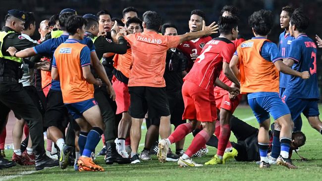 Komite Disiplin AFC menjatuhkan sanksi lebih berat kepada Thailand karena keributan yang terjadi melawan Indonesia di final SEA Games 2023.