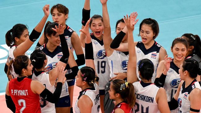 Timnas voli putri Thailand sukses menjadi juara SEA V League 2023 seri kedua usai mengalahkan Vietnam 3-0, Minggu (13/8) malam.