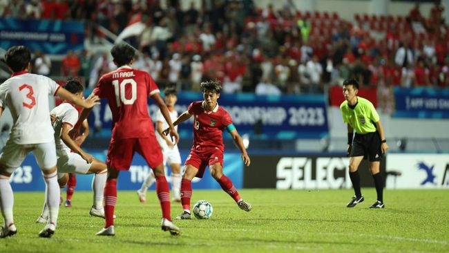 Timnas Indonesia U-23 jadi runner up Piala AFF U-23 2023 usai kalah dramatis dari Vietnam lewat adu penalti, 5-6, di Stadion Rayong, Sabtu (26/8).