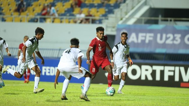 Shin Tae Yong meluapkan keluh-kesah soal kendala pemanggilan pemain setelah Timnas Indonesia U-23 hanya mampu menang 1-0 atas Timor Leste.