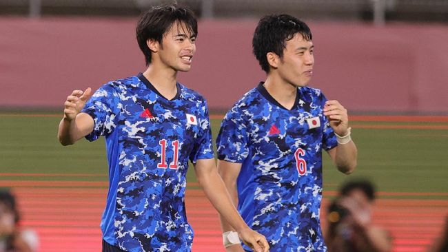 Liverpool membuat kejutan dengan merekrut pemain timnas Jepang pada bursa transfer awal musim ini.