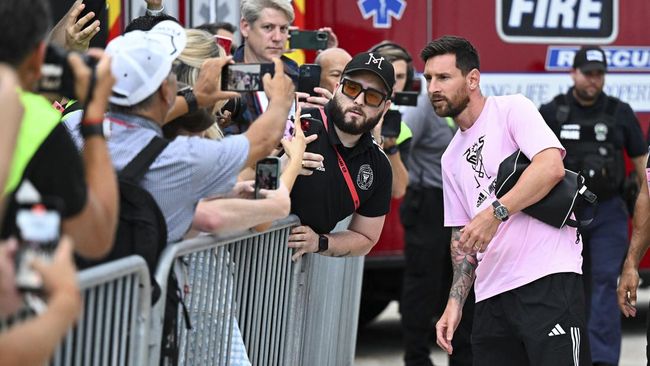 Inter Miami memecat petugas kebersihan yang meminta tanda tangan Lionel Messi jelang melawan Orlando City pada babak 32 besar Leagues Cup.