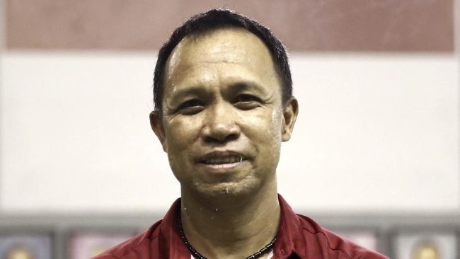 Richard Mainaky adalah sang pembuka jalan, baik untuk Keluarga Mainaky maupun untuk perintis sukses besar nomor ganda campuran Indonesia.