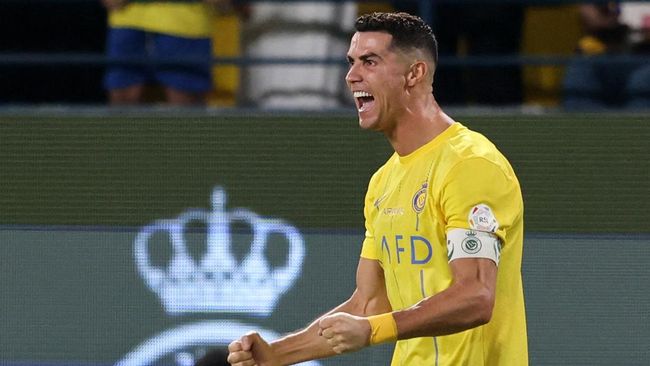 Cristiano Ronaldo semakin berlari kencang dalam puncak daftar top skor sementara Saudi Pro League 2023/2024 atau Liga Arab Saudi.