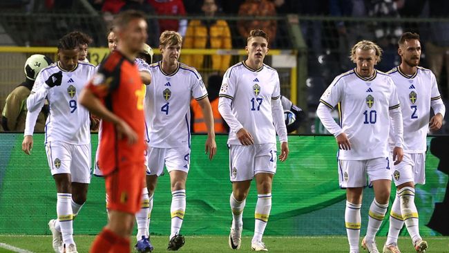 Laga Belgia vs Swedia di Kualifikasi Euro 2024 dihentikan setelah terjadi peristiwa penembakan di Brussels. Timnas Swedia tak mau melanjutkan laga tersebut.