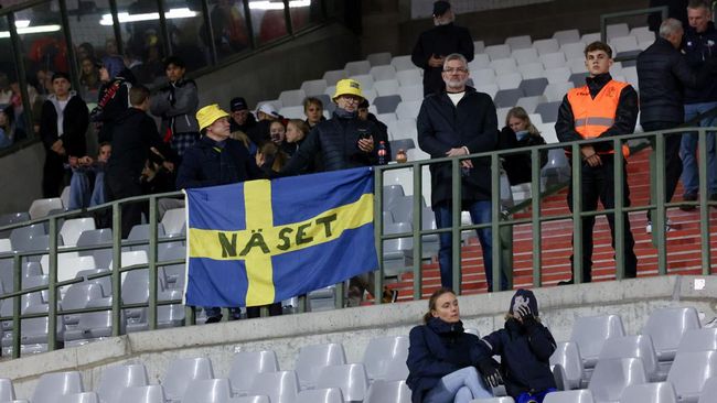 Teror penembakan di Belgia yang membuat dua suporter Swedia tewas terjadi sebelum laga Belgia vs Swedia dimulai.