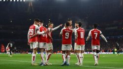 Arsenal mengamankan tiket ke babak 16 besar setelah menang telak 6-0 atas Lens pada matchday kelima grup B Liga Champions.