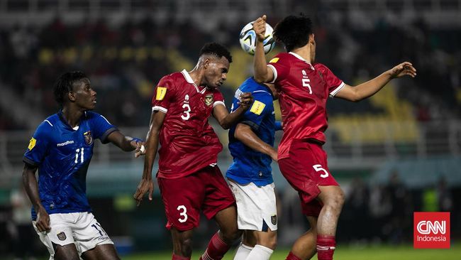 Pelatih Timnas Indonesia U-17 Bima Sakti memuji kerja keras para pemain usai berhasil menahan imbang Ekuador 1-1 dalam laga Piala Dunia U-17 2023
