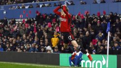 Manchester United meraih kemenangan 3-0 atas Everton yang diwarnai gol spektakuler Alejandro Garnacho pada pekan ke-13 Liga Inggris.