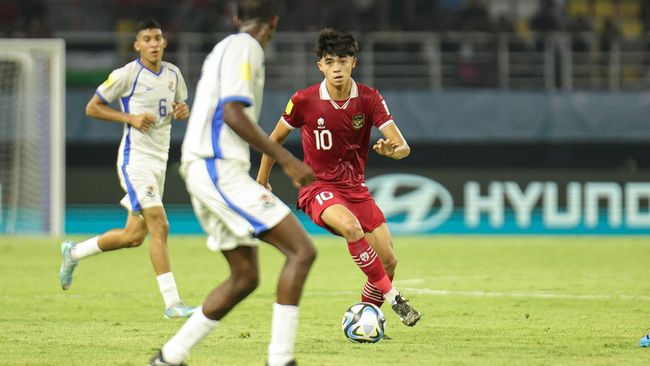Bima Sakti memberi pembelaan untuk Ji Da Bin yang dianggap bermain buruk saat Timnas Indonesia U-17 melawan Panama pada laga kedua Piala Dunia U-17 2023.