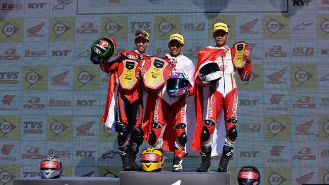 Pembalap Indonesia Veda Ega Pratama dari tim Astra Honda memenangkan Asia Road Racing Championship (ARRC) 2023 seri kelima di Zhuhai, China, Minggu (5/11).