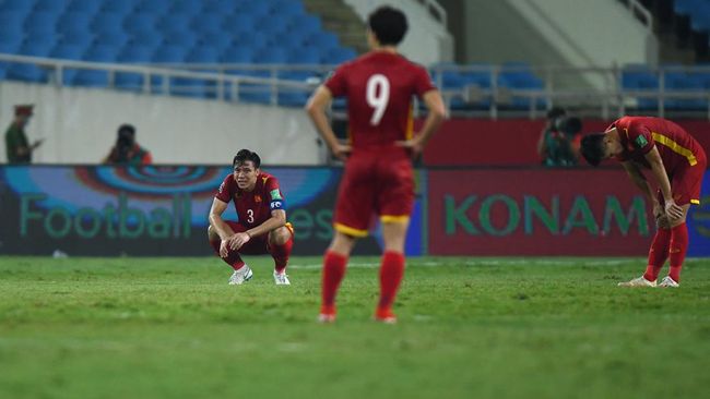 Pelatih timnas Vietnam Philippe Troussier menyebut dua faktor yang membuat timnya kalah dramatis dari Irak 0-1 pada Kualifikasi Piala Dunia 2026.