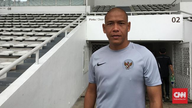 Asisten STY di Timnas Indonesia, Nova Arianto, kenang momen ketika jadi pemain Merah Putih saat melawan Australia pada Kualifikasi Piala Asia 2011.