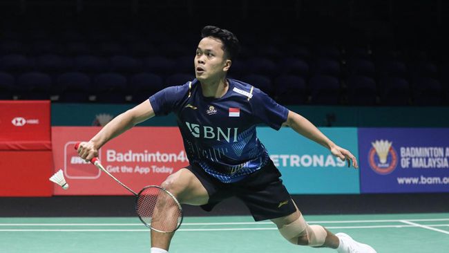 Tunggal putra Indonesia Anthony Ginting lolos ke babak perempat final Indonesia Masters 2024 usai menang atas Leong Jun Hao (Malaysia).