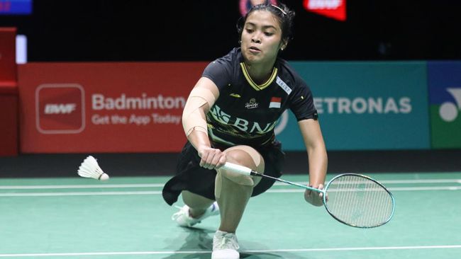 Gregoria Mariska Tunjung lolos ke babak perempat final Indonesia Masters 2024 setelah mengalahkan sesama wakil Indonesia, Ester Nurumi Tri Wardoyo.