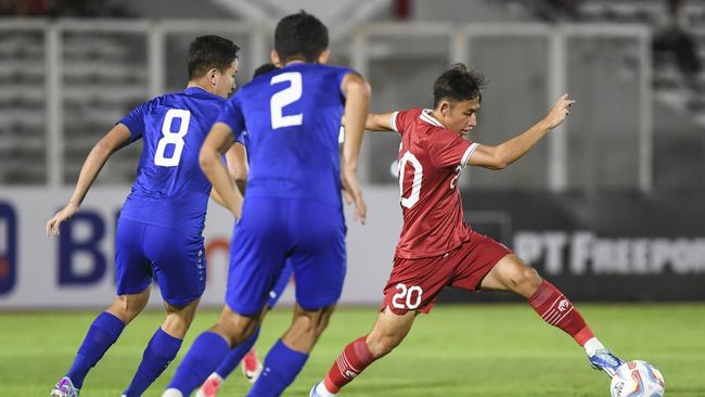 Pelatih Indra Sjafri buka suara setelah Timnas Indonesia U-20 kalah dramatis 2-3 dari Uzbekistan U-20 dalam pertandingan uji coba, Selasa (30/1).