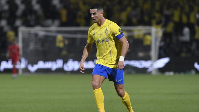Cristiano Ronaldo dilaporkan kembali berlatih dan mengikuti persiapan duel Al Nassr lawan Al Hilal dalam laga Riyadh Season Cup, Jumat (9/2) dini hari WIB.