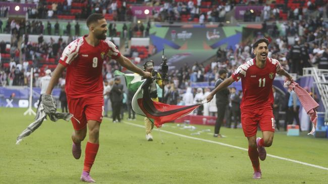 Yordania berhasil bertahan hingga babak semifinal Piala Asia 2023. Mereka jadi satu-satunya tim yang belum juara di antara semifinalis Piala Asia lainnya.